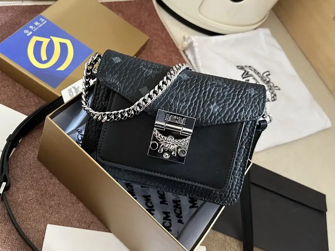 엠씨엠 사첼 스몰 MCM Tracy Visetos Satchel 미니